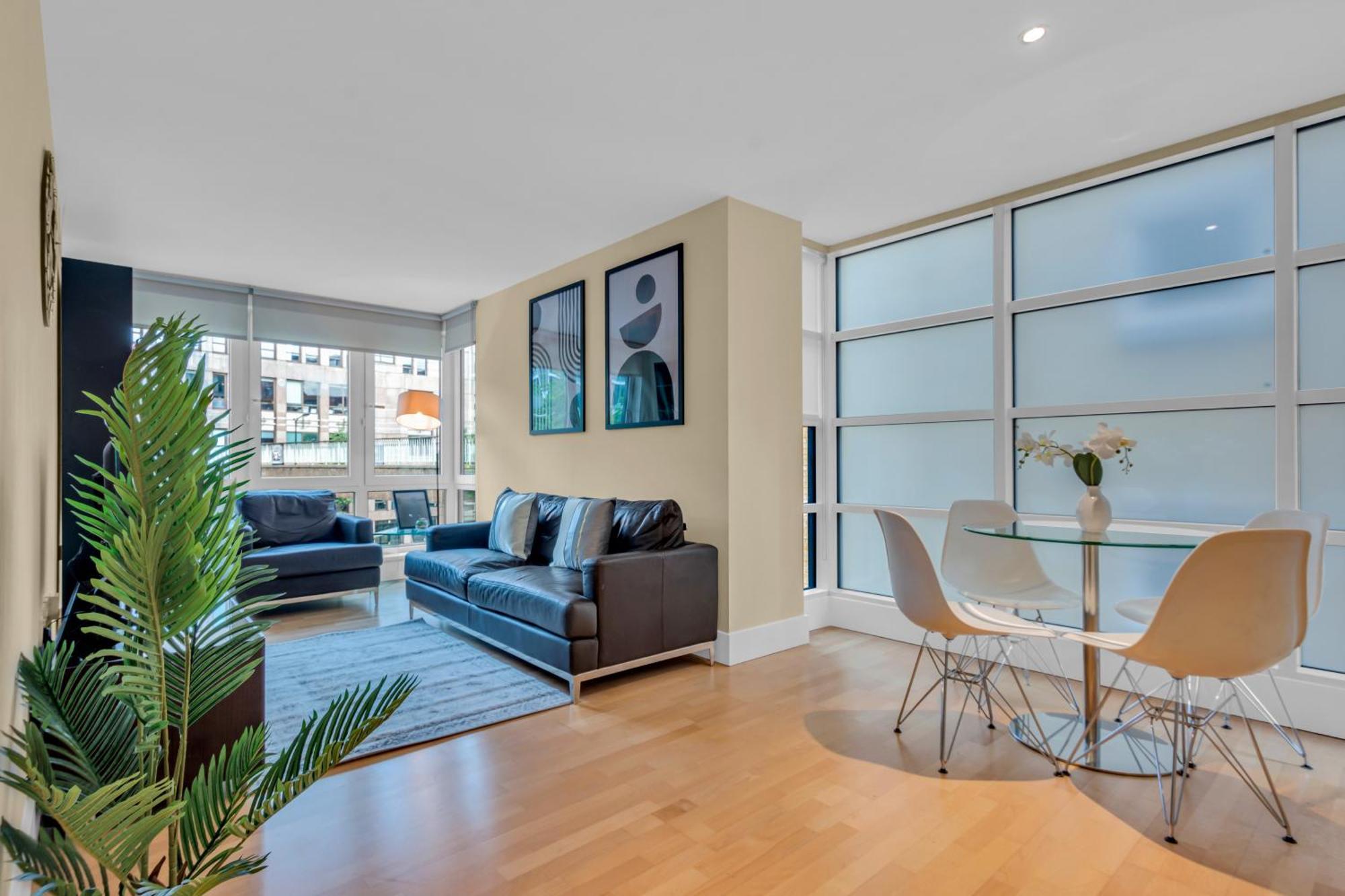 Mysquare One Bedroom Serviced Apartment Near St Paul'S Blackfriars London Eksteriør bilde